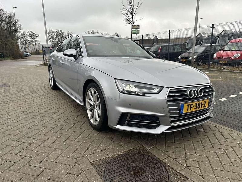 Occasion Audi A4 150 PK (110 kW) 2018 Grijs Sedan