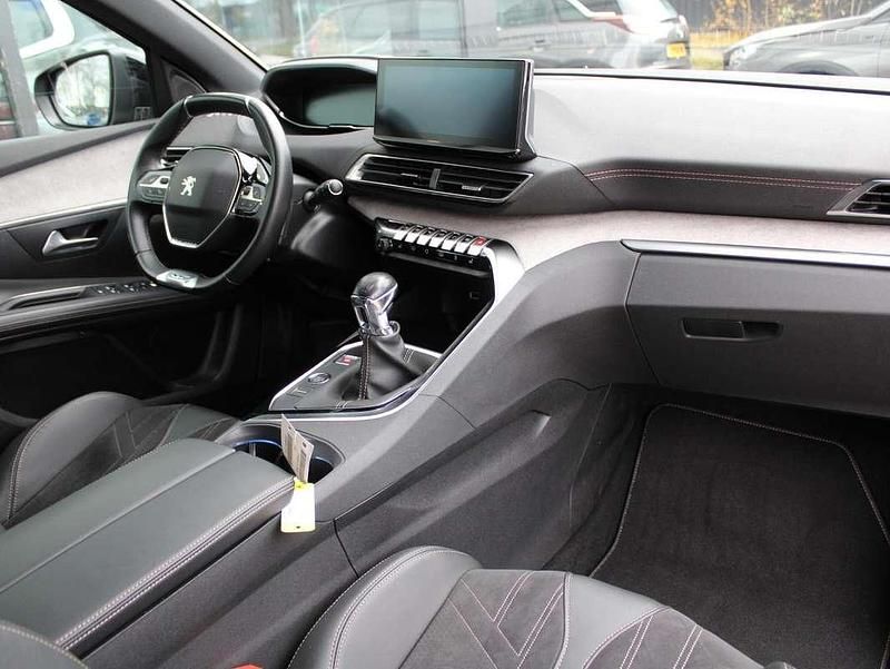 Occasion Peugeot 3008 GTi 131 PK (96 kW) 2021 Rood SUV