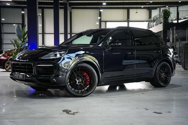 Occasion Porsche Cayenne Turbo 2021 Zwart SUV