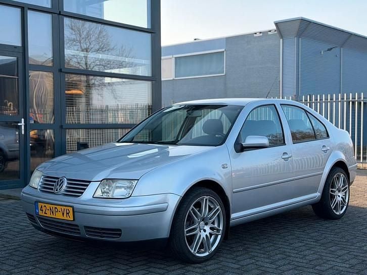 Occasion 2004 VW Bora | € 1.995 (Eerlijke prijs) - Afbeelding 1/4