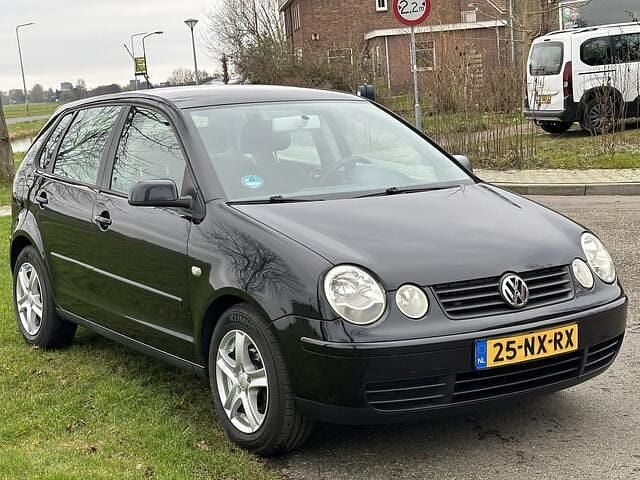 Occasion VW Polo 64 PK (47 kW) 2004 Zwart Hatchback
