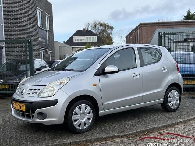 Grijs Gebruikt 2010 Nissan Pixo Hatchback | € 3.250 (Eerlijke prijs) - Afbeelding 1/4