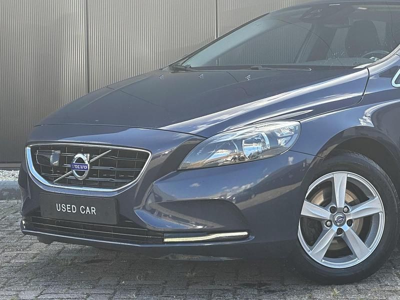 Occasion Volvo V40 Momentum 180 PK (132 kW) 2012 Blauw Stationwagen
