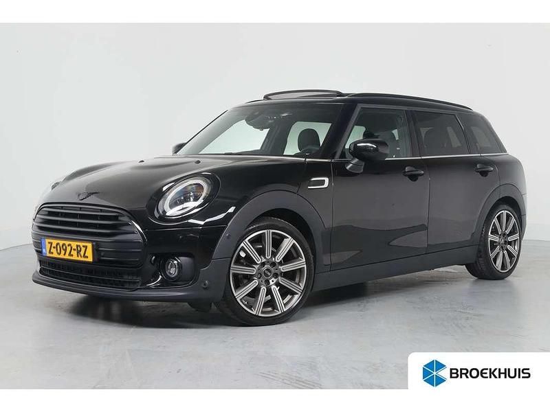 Zwart Gebruikt 2022 Mini One Clubman Stationwagen | € 25.900 (Duur) - Afbeelding 1/4
