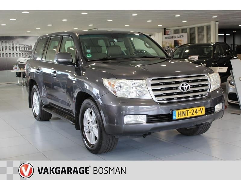 Grijs Gebruikt 2008 Toyota Land Cruiser V8 SUV | € 37.500 - Afbeelding 1/4