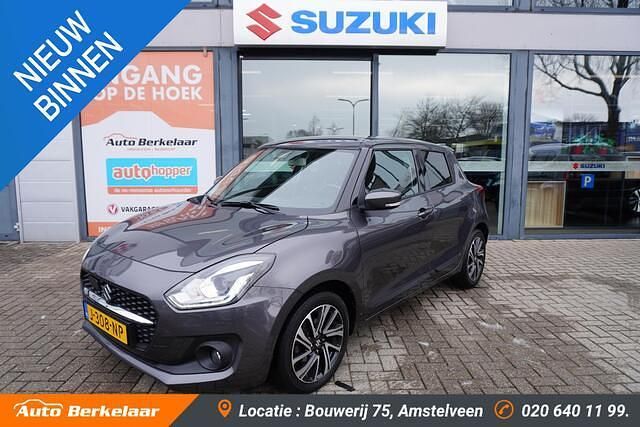 Grijs Occasion 2020 Suzuki Swift Hatchback | € 15.945 (Eerlijke prijs) - Afbeelding 1/4