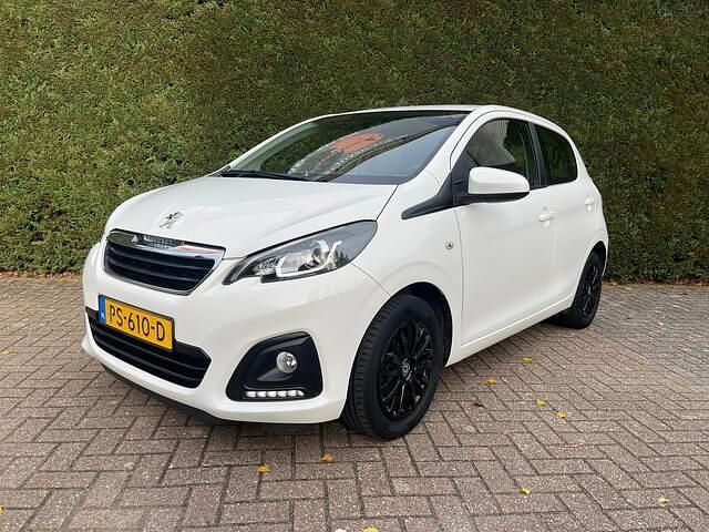 Wit Gebruikt 2017 Peugeot 108 Active Hatchback | € 7.450 (Eerlijke prijs) - Afbeelding 1/4