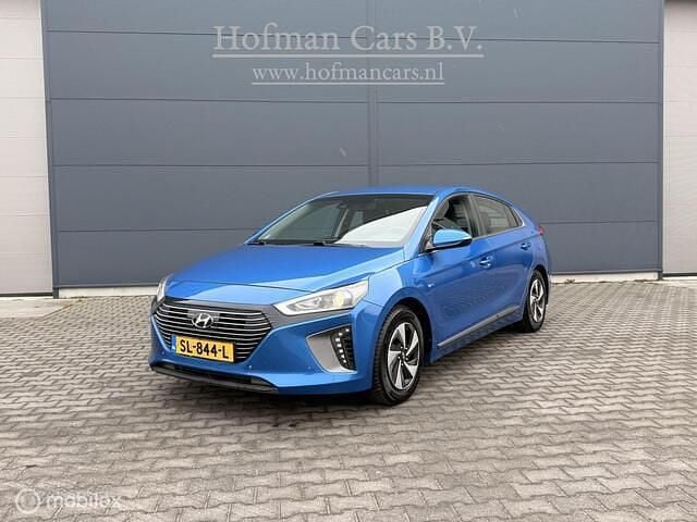 Blauw Occasion 2018 Hyundai Ioniq Comfort Hatchback | € 11.400 (Super prijs) - Afbeelding 1/4