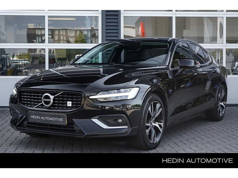 Zwart Gebruikt 2019 Volvo S60 Inscription Sedan | € 28.995 (Eerlijke prijs) - Afbeelding 1/4