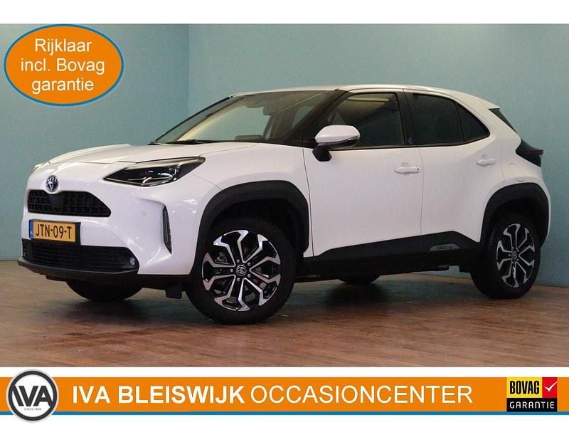Wit Occasion 2026 Toyota Yaris Cross Team SUV | € 27.888 (Goede deal) - Afbeelding 1/3