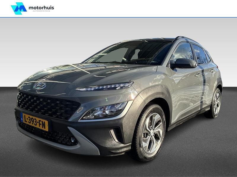 Grijs Gebruikt 2021 Hyundai Kona Comfort SUV | € 18.965 (Eerlijke prijs) - Afbeelding 1/4