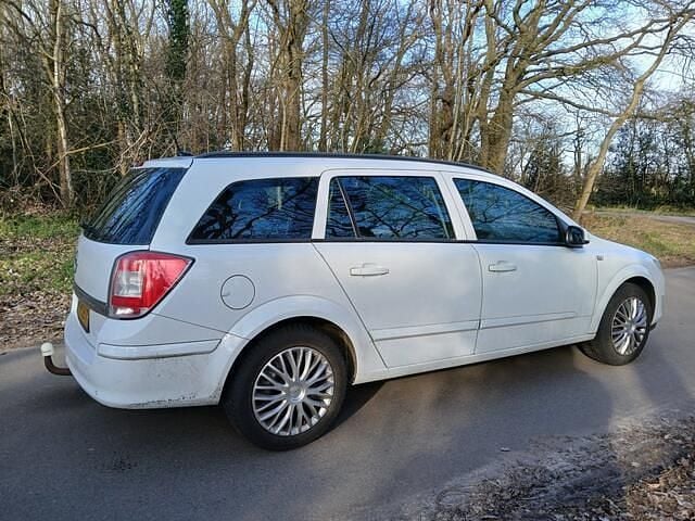 Occasion Opel Astra Business 90 PK (66 kW) 2008 Wit Stationwagen