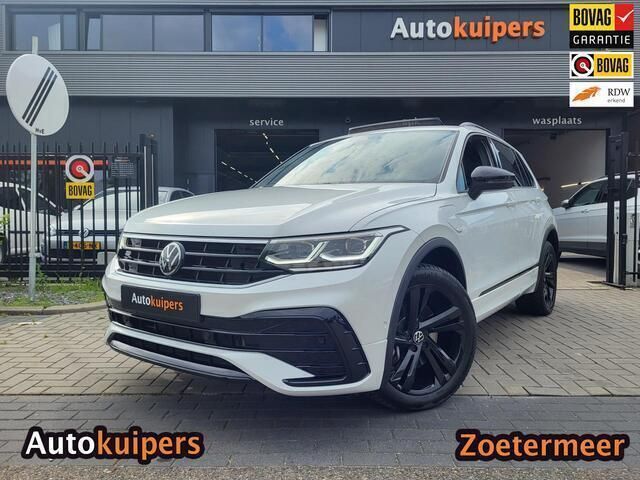 Wit Gebruikt 2022 VW Tiguan Business SUV | € 37.950 (Iets duurder) - Afbeelding 1/4