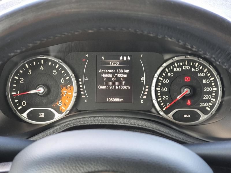 Occasion Jeep Renegade 112 PK (82 kW) 2016 Zwart SUV