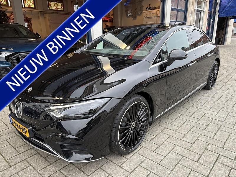 Zwart Occasion 2022 Mercedes EQE350 AMG line Sedan | € 42.450 (Eerlijke prijs) - Afbeelding 1/4