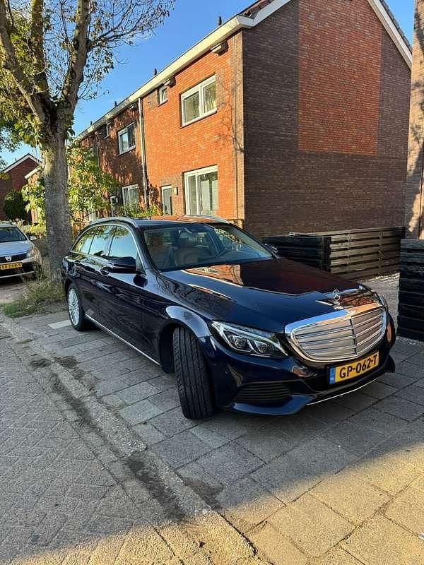 Blauw Gebruikt 2015 Mercedes C350e Edition Stationwagen | € 12.500 (Eerlijke prijs) - Afbeelding 1/4