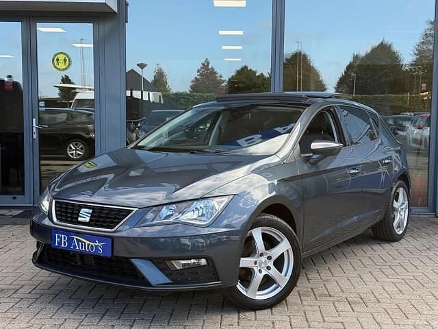 Grijs Gebruikt 2018 Seat Leon Style Hatchback | € 13.950 (Eerlijke prijs) - Afbeelding 1/4