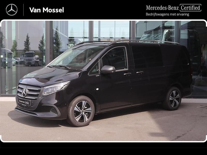Zwart Gebruikt 2024 Mercedes Vito MPV | € 58.945 - Afbeelding 1/4