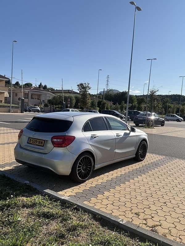 Occasion Mercedes A180 Ambition 122 PK (89 kW) 2014 Grijs Hatchback