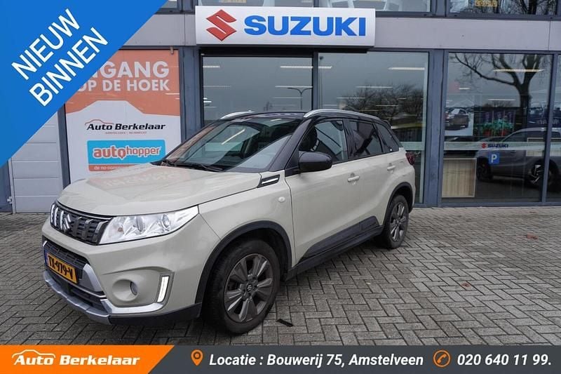 Bruin Gebruikt 2018 Suzuki Vitara SUV | € 16.945 (Eerlijke prijs) - Afbeelding 1/4