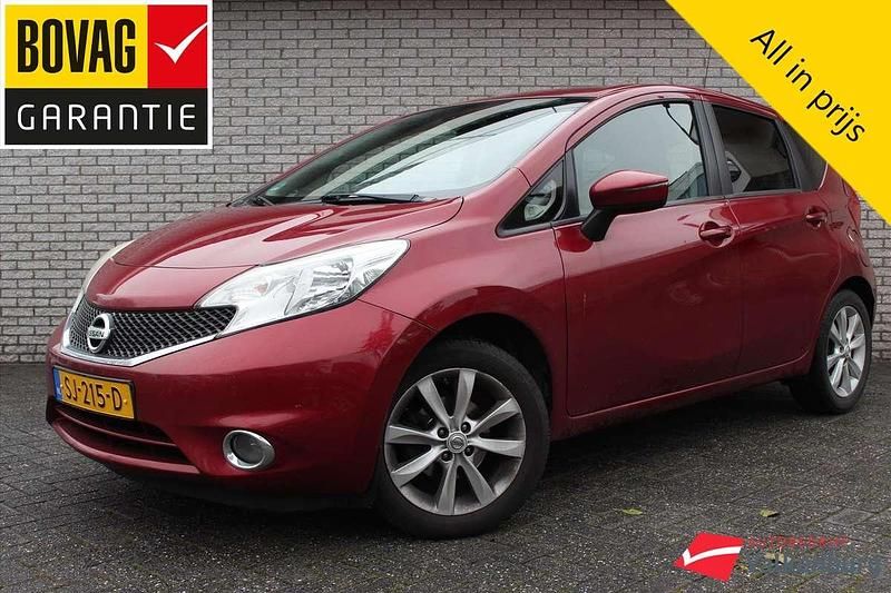 Rood Gebruikt 2016 Nissan Note Tekna Hatchback | € 8.650 - Afbeelding 1/3