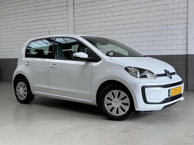 Wit Gebruikt 2020 VW up! Move Hatchback | € 9.950 (Eerlijke prijs) - Afbeelding 1/4