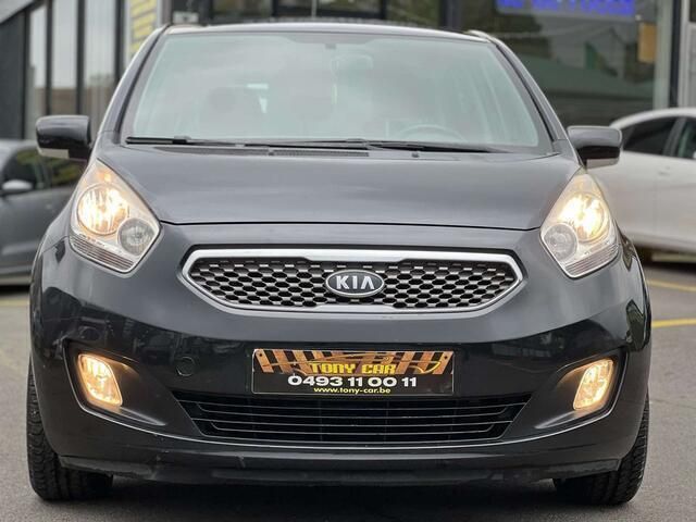 Zwart Occasion 2010 Kia Venga Hatchback | € 6.999 (Duur) - Afbeelding 1/4