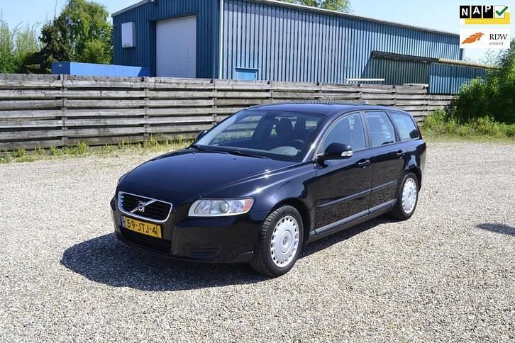 Gebruikt 2009 Volvo V50 Stationwagen | € 995 (Super prijs) - Afbeelding 1/4