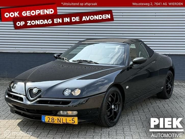 Zwart Occasion 1998 Alfa Romeo Spider Cabriolet | € 4.999 (Super prijs) - Afbeelding 1/3