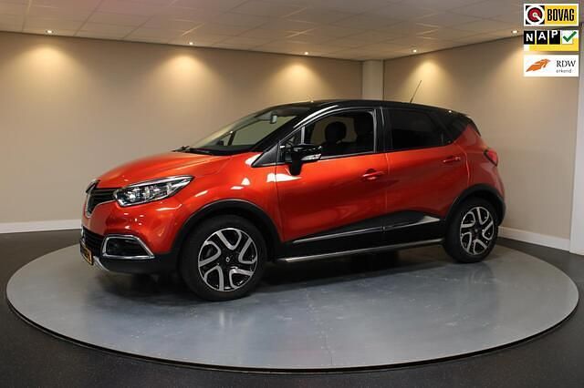 Rood Gebruikt 2016 Renault Captur XMOD SUV | € 13.440 (Iets duurder) - Afbeelding 1/4
