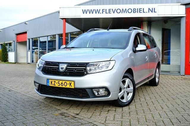 Grijs Gebruikt 2017 Dacia Logan MCV Lauréate MPV | € 7.450 (Eerlijke prijs) - Afbeelding 1/4