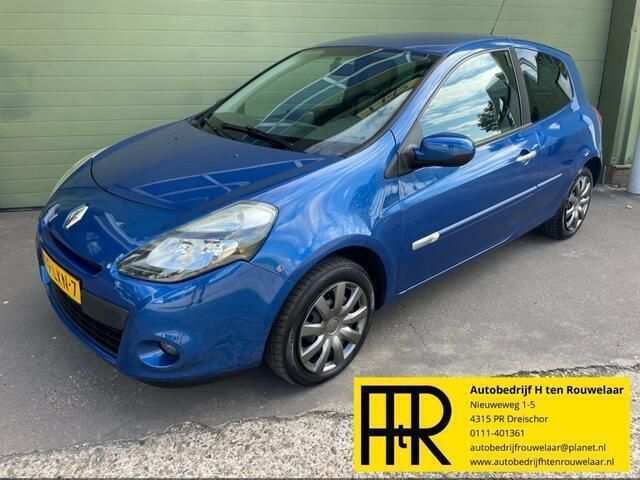 Blauw Gebruikt 2010 Renault Clio II Authentique Hatchback | € 2.995 (Eerlijke prijs) - Afbeelding 1/4