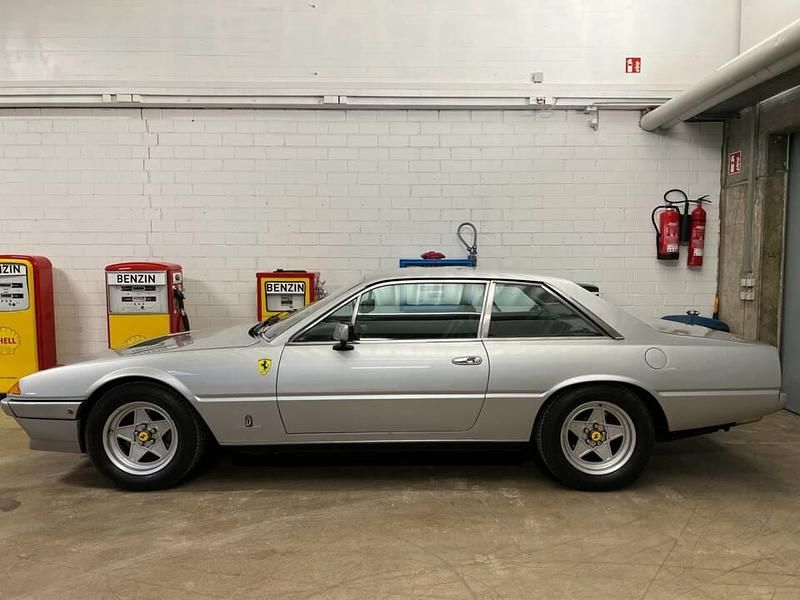 Zilver Gebruikt 1980 Ferrari 400 Coupé | € 64.900 - Afbeelding 1/4
