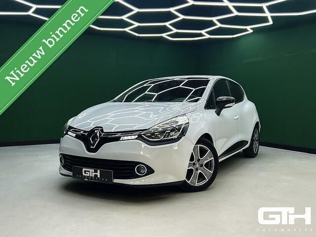 Wit Gebruikt 2014 Renault Clio IV Night&Day Hatchback | € 6.750 (Goede deal) - Afbeelding 1/4