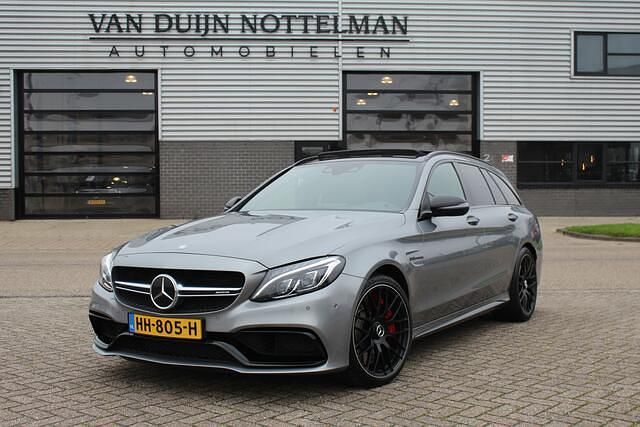 Grijs Gebruikt 2015 Mercedes S63 AMG AMG Stationwagen | € 54.950 (Duur) - Afbeelding 1/4