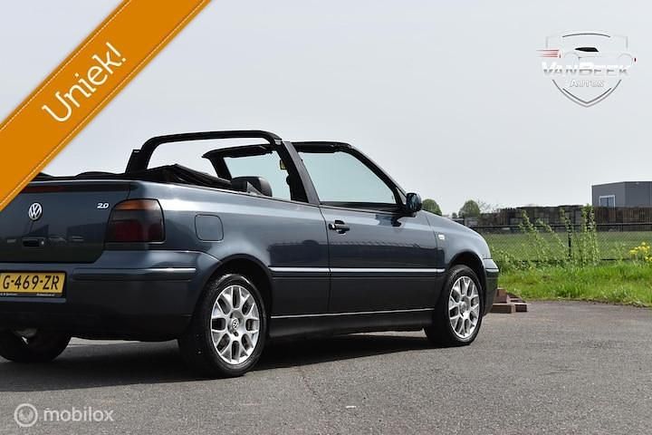 Occasion VW Golf Cabriolet Highline 116 PK (85 kW) 2001 Grijs Cabriolet