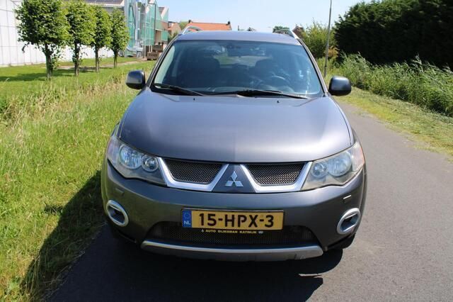 Occasion Mitsubishi Outlander Edition 156 PK (114 kW) 2009 Grijs SUV