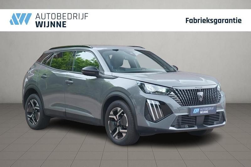 Grijs Gebruikt 2024 Peugeot 2008 Allure SUV | € 23.950 (Goede deal) - Afbeelding 1/4