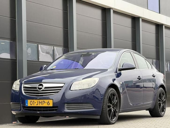 Blauw Gebruikt 2009 Opel Insignia Sedan | € 2.650 (Eerlijke prijs) - Afbeelding 1/4