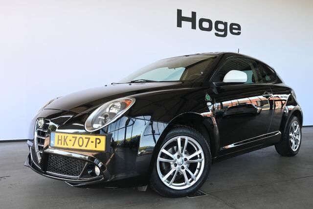 Zwart, metallic lak Gebruikt 2015 Alfa Romeo MiTo Hatchback | € 7.440 (Eerlijke prijs) - Afbeelding 1/4