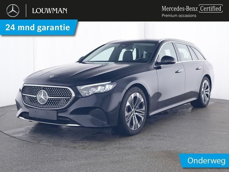 Zwart Gebruikt 2024 Mercedes E300 Luxury Stationwagen | € 52.750 (Super prijs) - Afbeelding 1/4