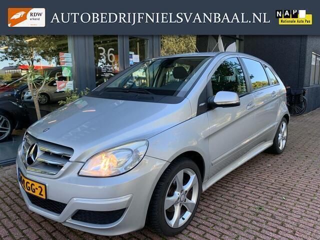 Grijs Gebruikt 2009 Mercedes B160 Business MPV | € 6.999 (Iets duurder) - Afbeelding 1/4