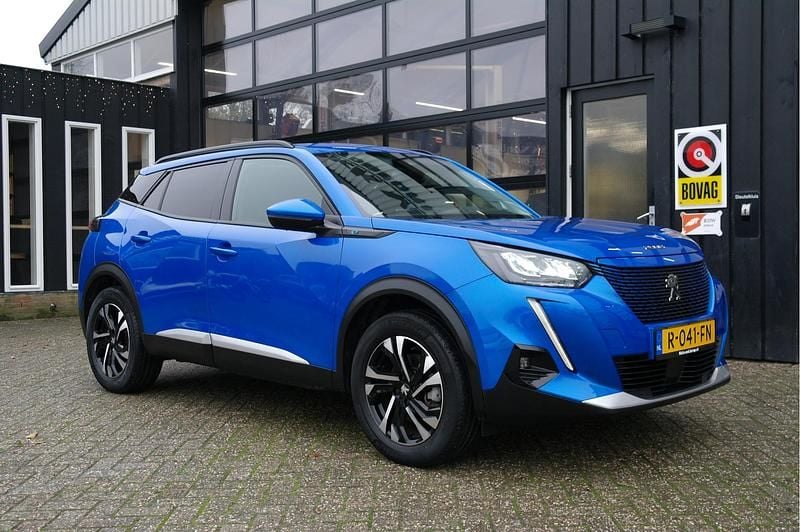 Blauw Gebruikt 2022 Peugeot e-2008 Allure SUV | € 18.589 (Goede deal) - Afbeelding 1/4