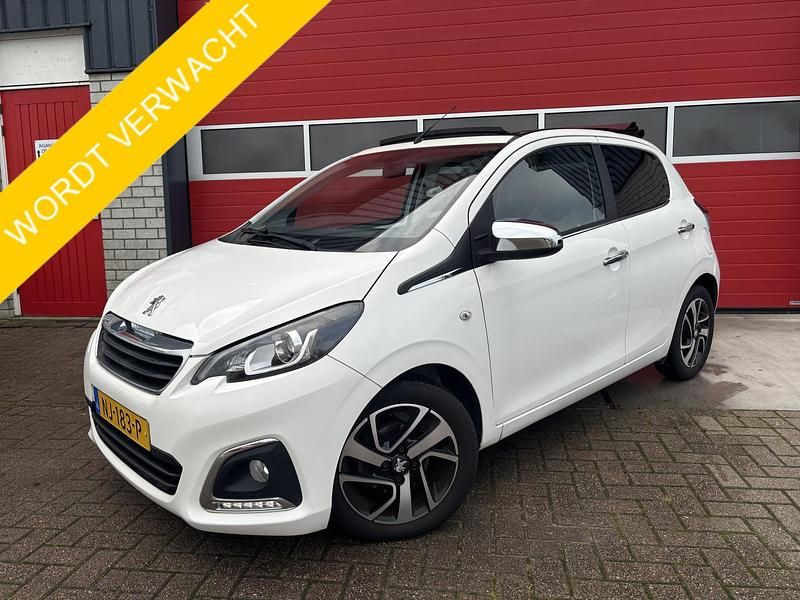 Wit Gebruikt 2017 Peugeot 108 Allure Cabriolet | € 10.283 - Afbeelding 1/4