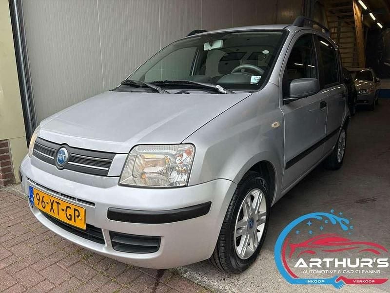 Grijs Gebruikt 2007 Fiat Panda Dynamic Hatchback | € 1.950 (Eerlijke prijs) - Afbeelding 1/4