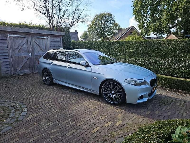 Occasion BMW 535 Executive 313 PK (230 kW) 2012 Zilver Stationwagen