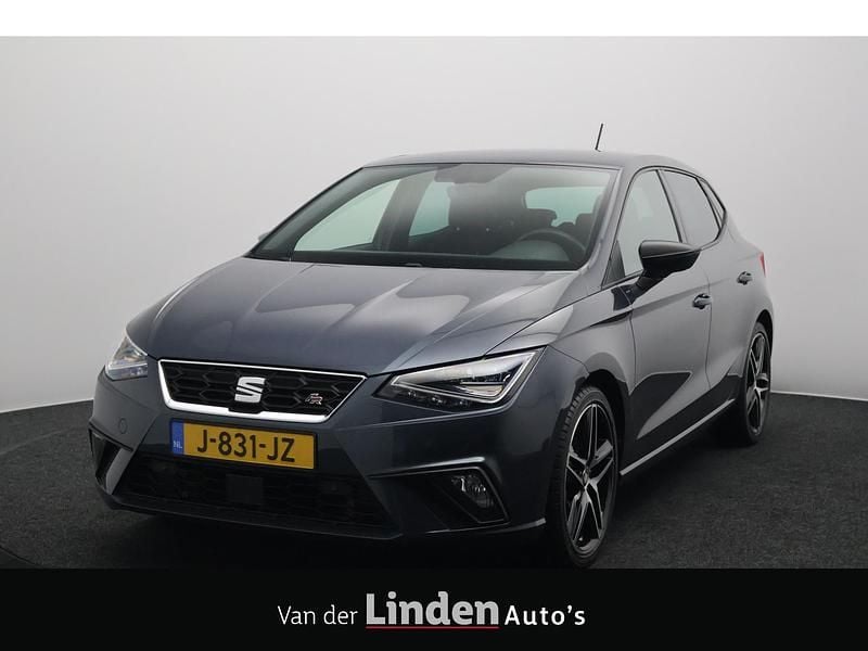 Grijs Gebruikt 2020 Seat Ibiza Beats Hatchback | € 20.645 (Iets duurder) - Afbeelding 1/4