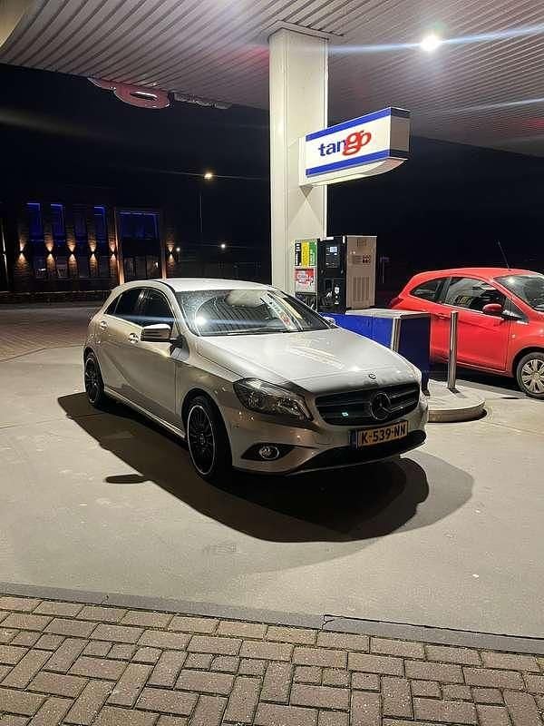 Occasion Mercedes A180 Ambition 122 PK (89 kW) 2014 Grijs Hatchback