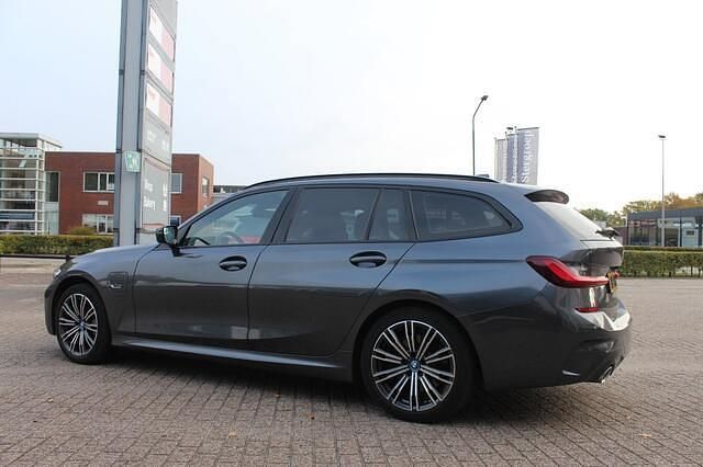 Occasion BMW 330 M Sport 184 PK (135 kW) 2022 Grijs Stationwagen