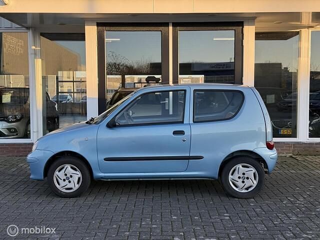 Occasion Fiat Seicento Young 54 PK (39 kW) 2005 Blauw Hatchback